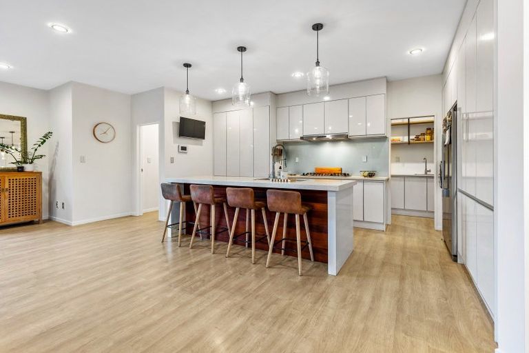 Photo of property in 120 Pohutukawa Parade, Riverhead, 0820