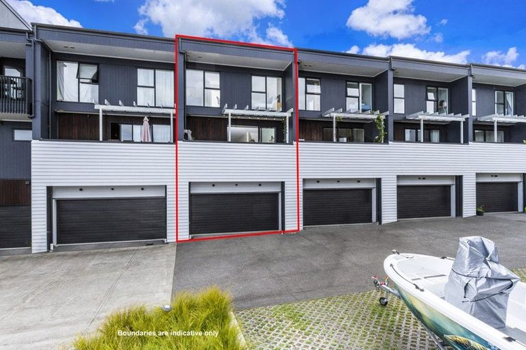 Photo of property in 77 Bomb Point Drive, Hobsonville, Auckland, 0616