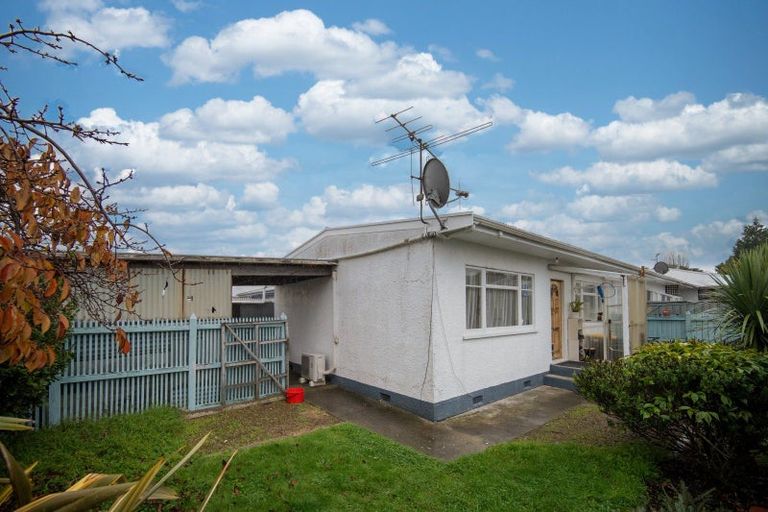 Photo of property in 1/12 Golf Road, Tahunanui, Nelson, 7011