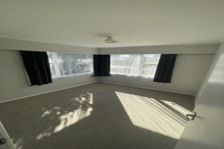 Photo of property in 14a Albert Road, Kelston, Auckland, 0602