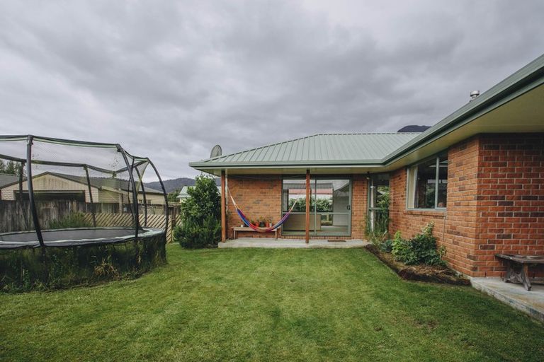 Photo of property in 17 Pekanga Drive, Fox Glacier, 7886