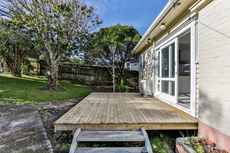 Photo of property in 17 Tyburnia Avenue, Mount Albert, Auckland, 1025