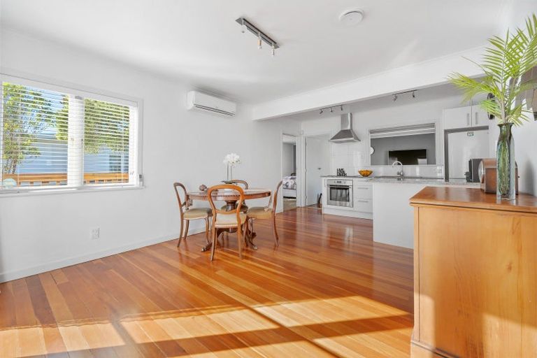 Photo of property in 1/31 Lavelle Road, Henderson, Auckland, 0612