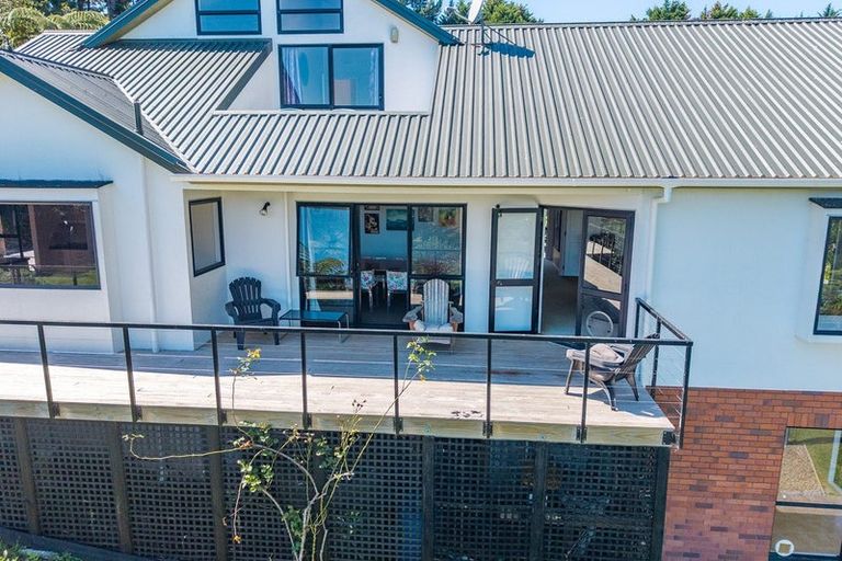 Photo of property in 38 Greenwood Boulevard, Otaki, 5512