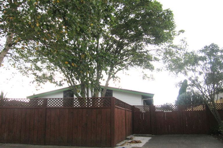 Photo of property in 6 Chadwick Place, Highbury, Palmerston North, 4412