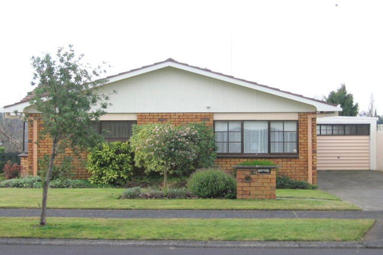 Photo of property in 18 Cattanach Street, St Andrews, Hamilton, 3200