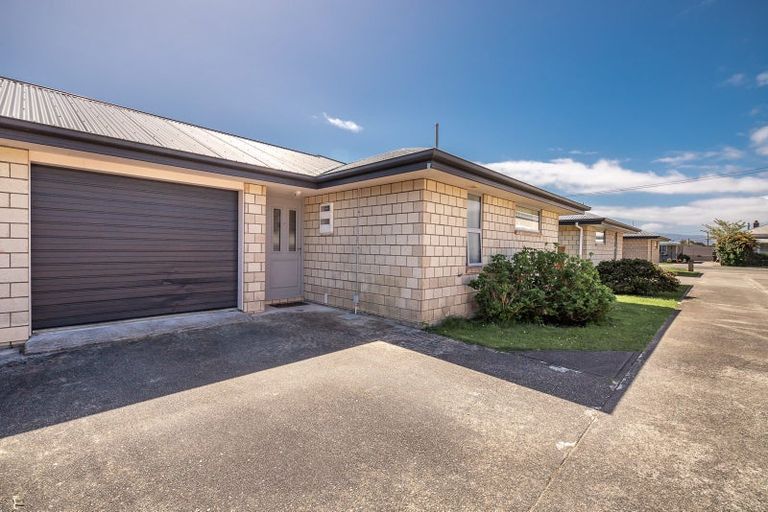 Photo of property in 146c Romilly Street, Westport, 7825