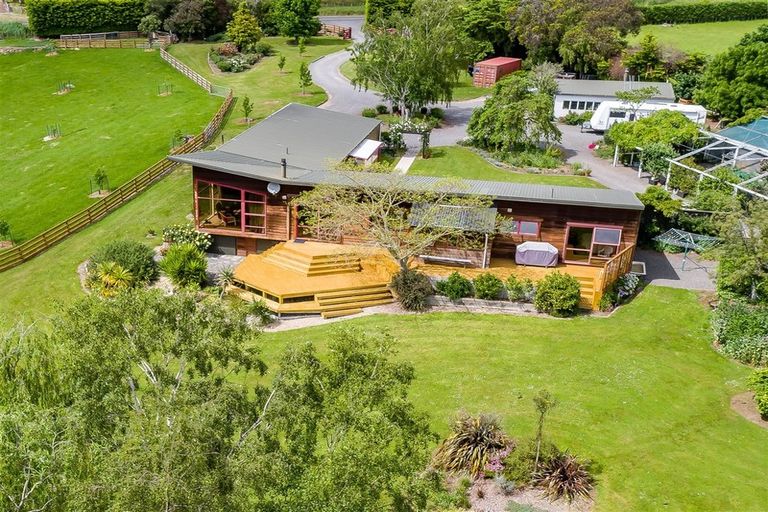 Photo of property in 78 Lees Pakaraka Road, Te Ore Ore, Masterton, 5886
