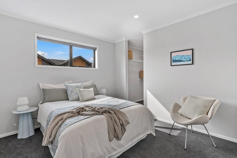 Photo of property in 6 Whakato Avenue, Kumeu, 0810