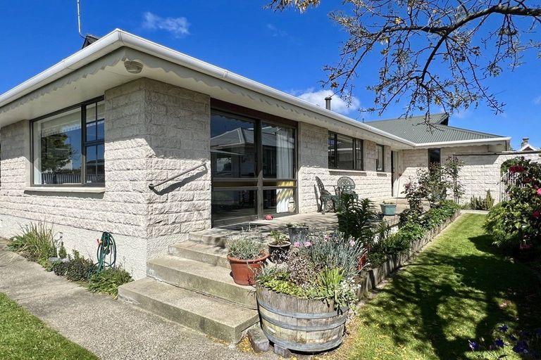 Photo of property in 140 Princes Street, Strathern, Invercargill, 9812