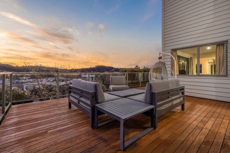 Photo of property in 42f James Cook Drive, Whitby, Porirua, 5024
