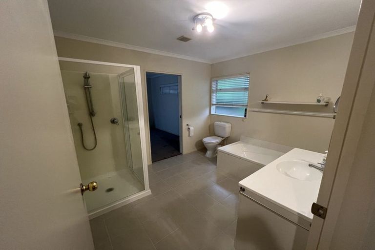 Photo of property in 49 Motutapu Avenue, Manly, Whangaparaoa, 0930