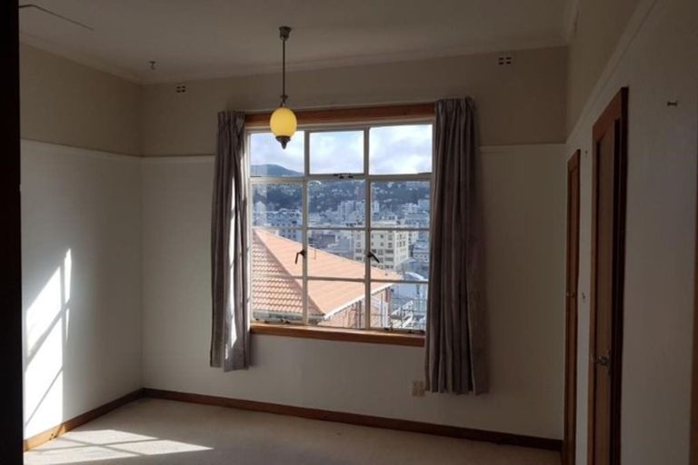 Photo of property in Nissen Court, 11c Hawker Street, Mount Victoria, Wellington, 6011