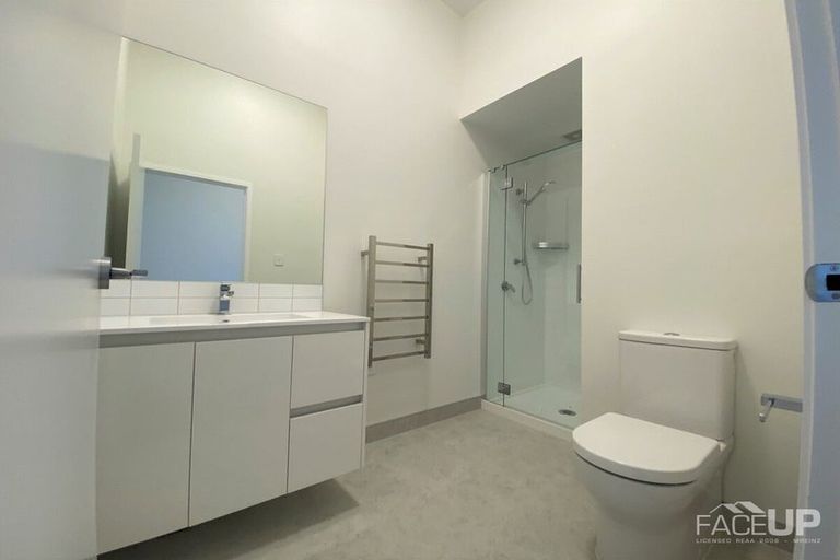 Photo of property in 82 Manarini Road, Westgate, Auckland, 0614