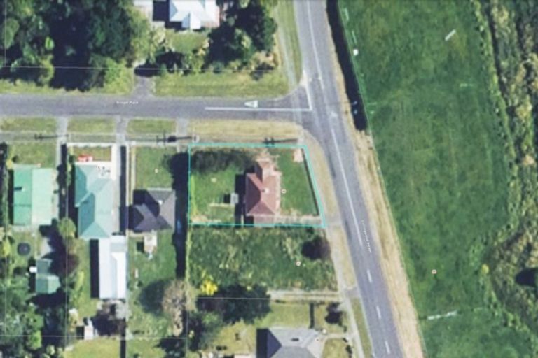 Photo of property in 69 Collingwood Street, Eltham, 4322