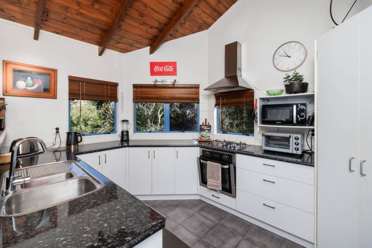 Photo of property in 114 School Road, Paihia, 0200
