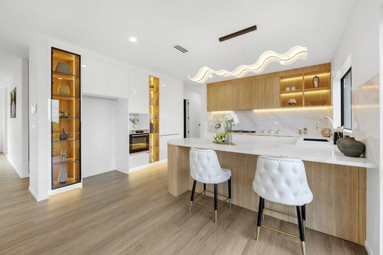 Photo of property in 5 Kakau Lane, Flat Bush, 2019