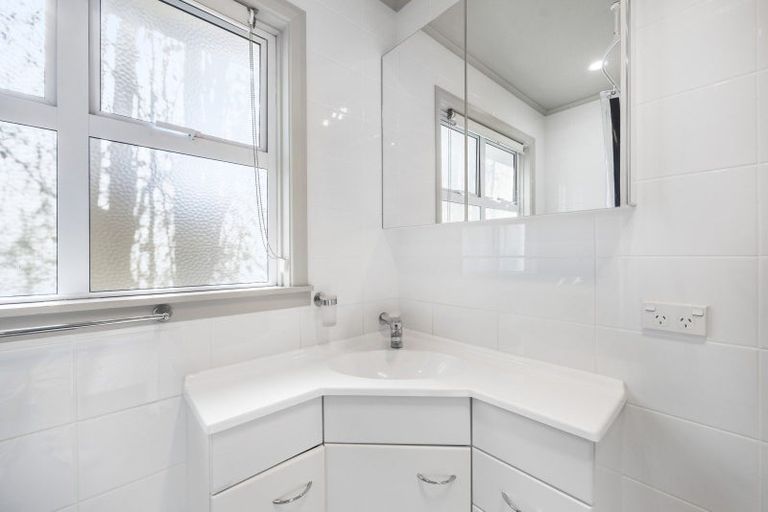 Photo of property in 11 Second Avenue, Glenbrook, Waiuku, 2681