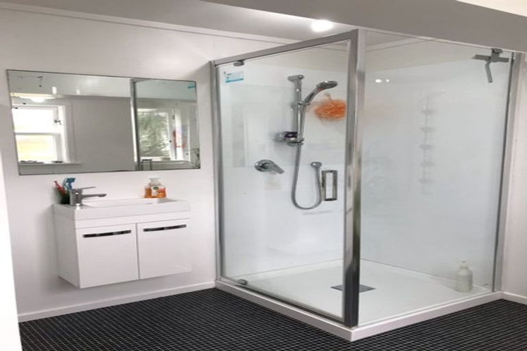 Photo of property in 9 Lerwick Terrace, Melrose, Wellington, 6023