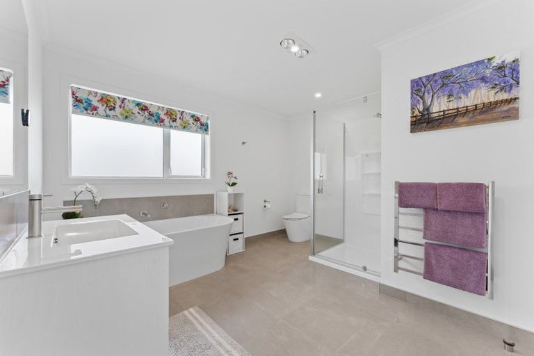 Photo of property in 5b Camden Street, Feilding, 4702