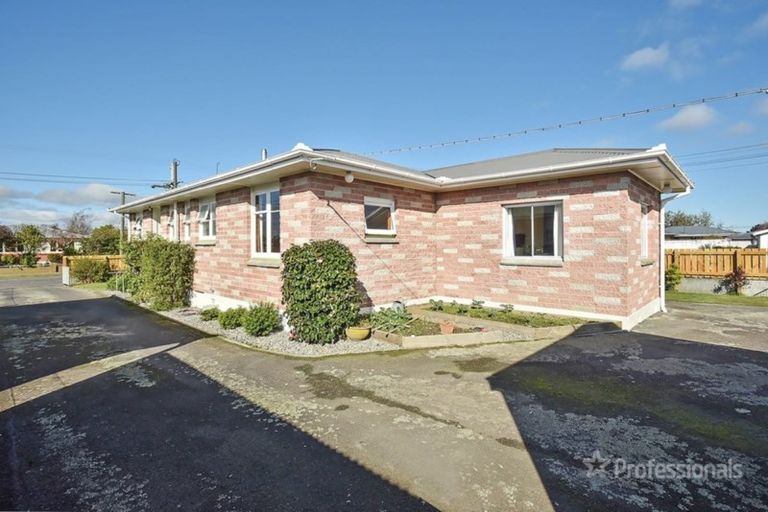 Photo of property in 2 Kowhai Place, Lansdowne, Masterton, 5810