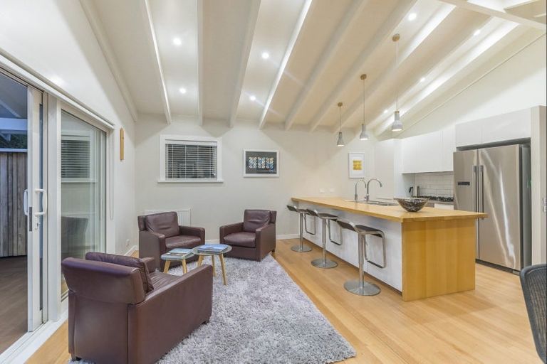 Photo of property in 2 Ludlam Street, Seatoun, Wellington, 6022