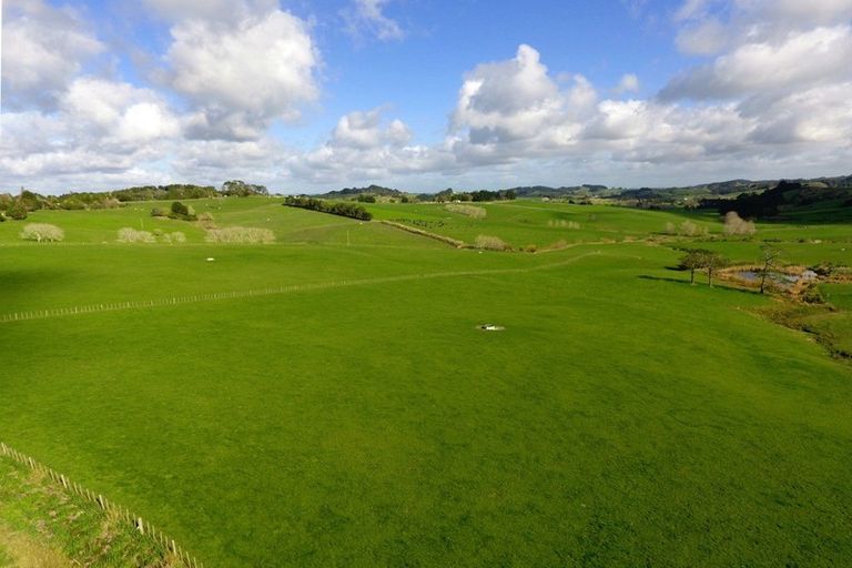 Photo of property in 159 School Road, Te Arai, Wellsford, 0974