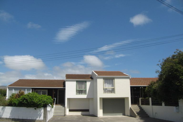 Photo of property in 2/12 Deloraine Street, Somerfield, Christchurch, 8024