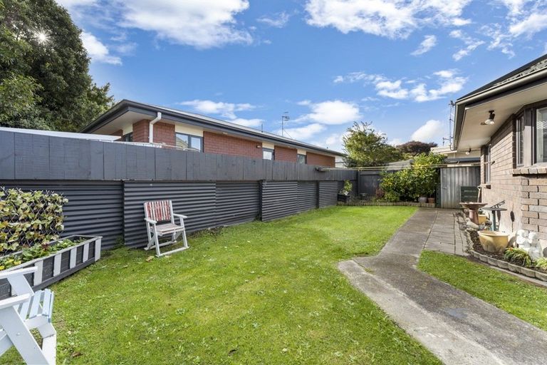 Photo of property in 35 Rewa Street, Takaro, Palmerston North, 4412