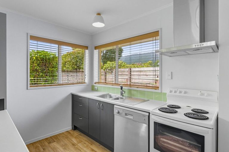 Photo of property in 26a Matai Street, Waikanae, 5036