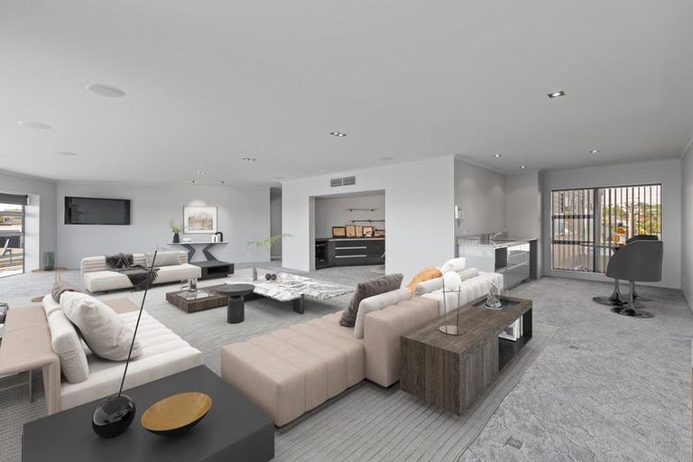 Photo of property in 18 Roy Terrace, Moturoa, New Plymouth, 4310