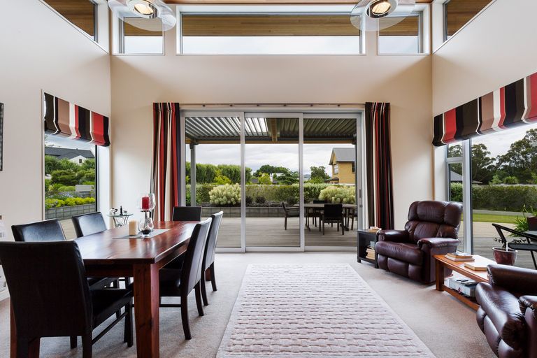 Photo of property in 18 Orchard Grove, East Taieri, Mosgiel, 9024