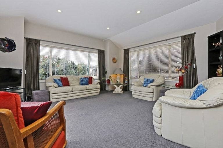 Photo of property in 5 Chenin Place, Greenmeadows, Napier, 4112