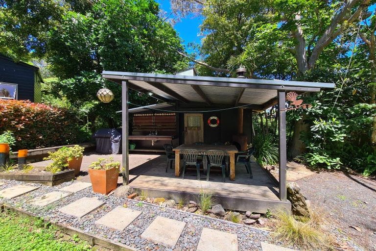 Photo of property in 1567 Rings Road, Coromandel, 3506