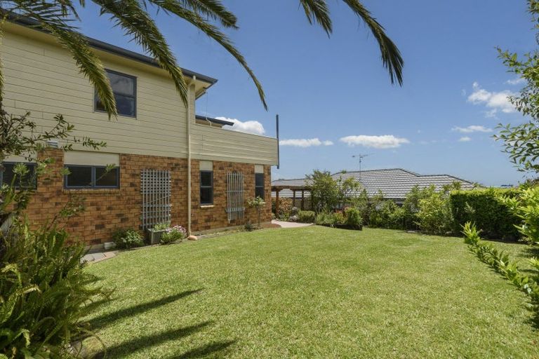 Photo of property in 33 Oteki Park Drive, Welcome Bay, Tauranga, 3112