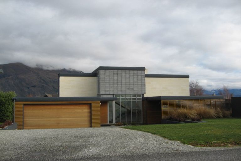 Photo of property in 238 Beacon Point Road, Wanaka, 9305