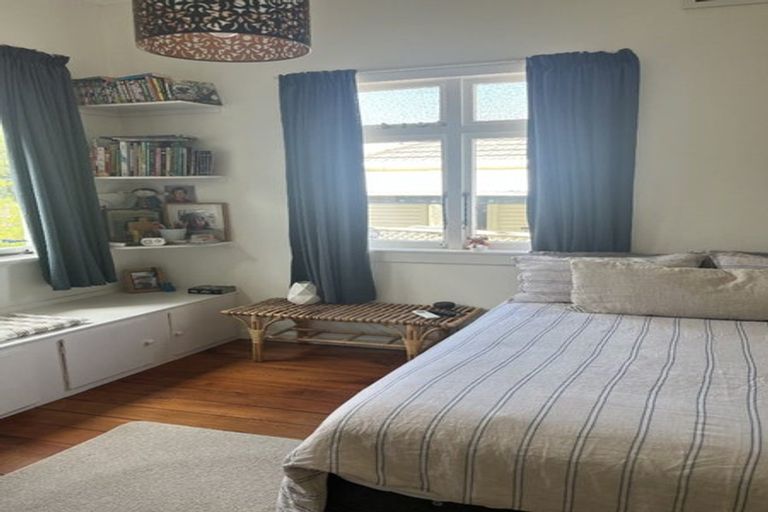 Photo of property in 2/32 Aramoana Avenue, Devonport, Auckland, 0624