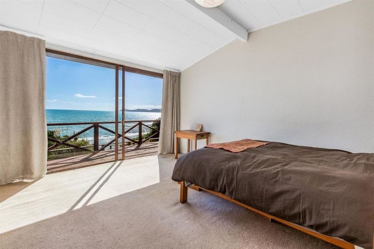 Photo of property in 82 Ames Street, Paekakariki, 5034