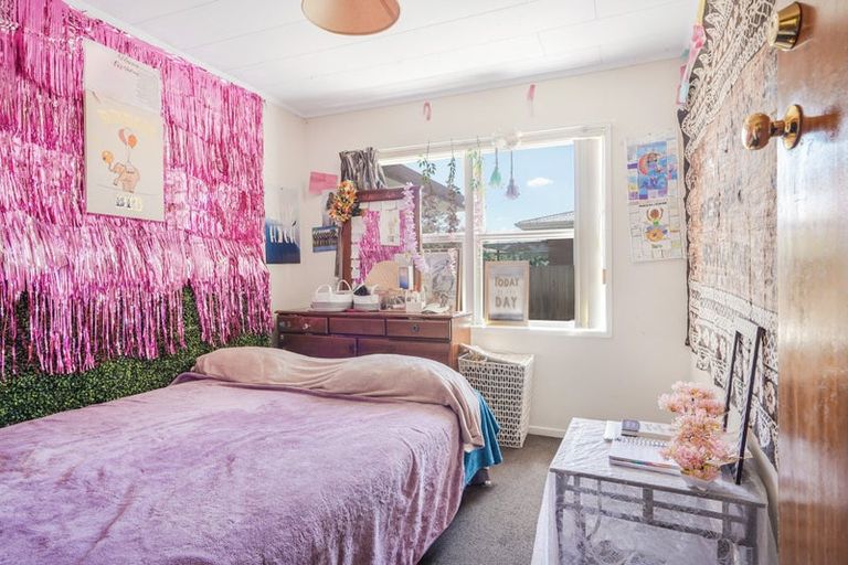 Photo of property in 65 Resthill Crescent, Glenview, Hamilton, 3206