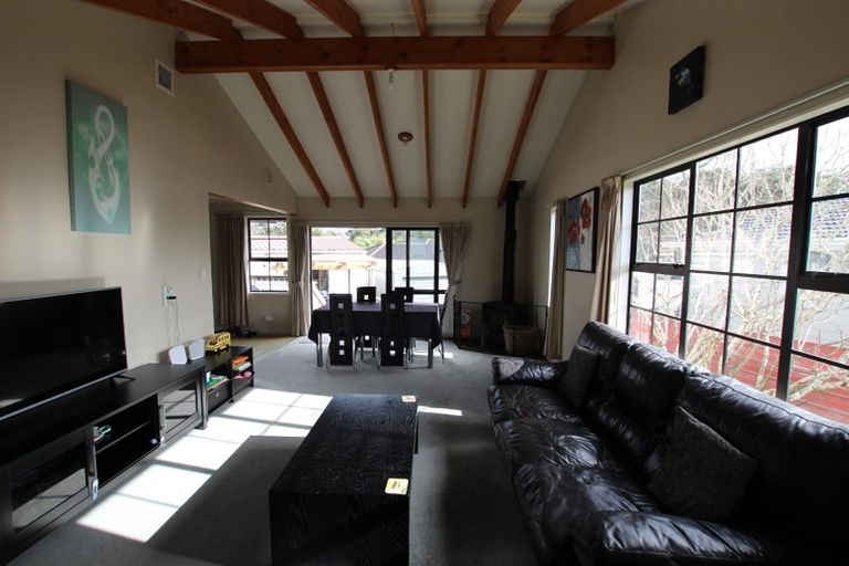 Photo of property in 1 Urban Grove, Ranui, Auckland, 0612