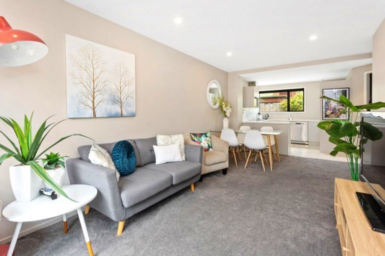 Photo of property in 4/16 Grants Road, Papanui, Christchurch, 8053