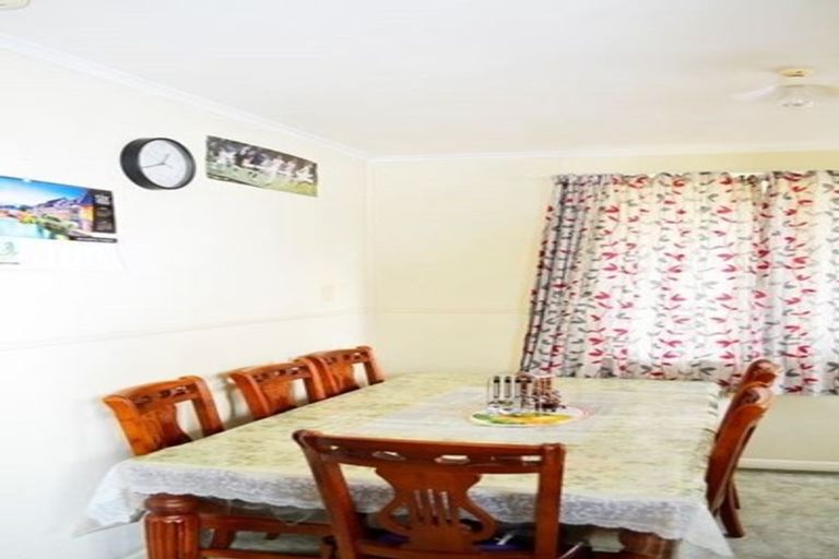Photo of property in 48a Tironui Road, Takanini, 2112