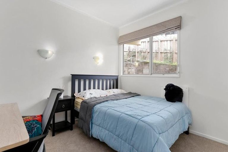 Photo of property in 2/23b Hillsborough Road, Hillsborough, Auckland, 1042