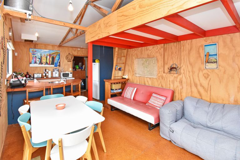 Photo of property in 21 Westside Road, Port Waikato, Tuakau, 2695