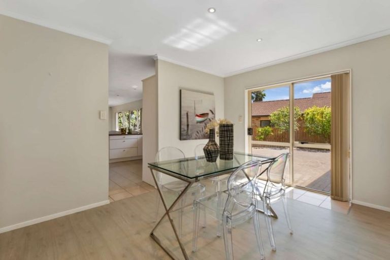 Photo of property in 12 Tington Avenue, Wattle Downs, Auckland, 2103