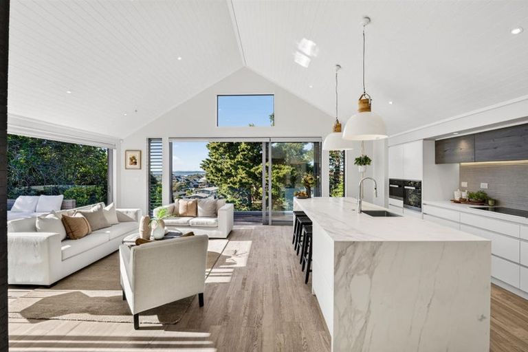 Photo of property in 7a Prospect Terrace, Milford, Auckland, 0620