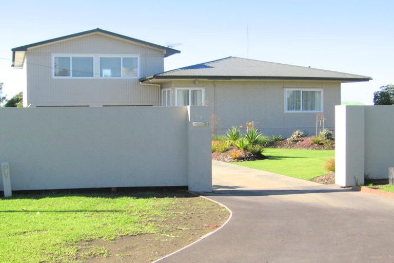 Photo of property in 391 East Coast Road, Mairangi Bay, Auckland, 0630