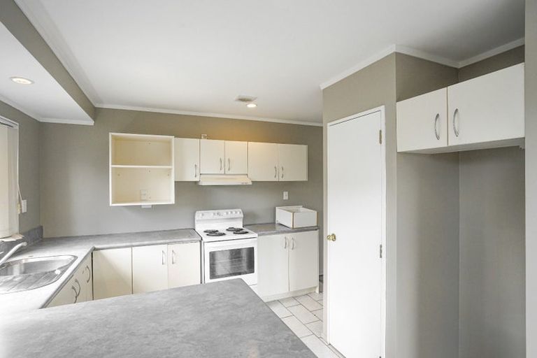 Photo of property in 27 Oratu Place, Manurewa, Auckland, 2102