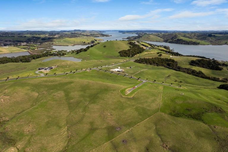 Photo of property in 3 Awaroa Creek Rise, Kaiwaka, 0573