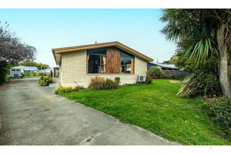 Photo of property in 19 Smith Street, Waimate, 7924